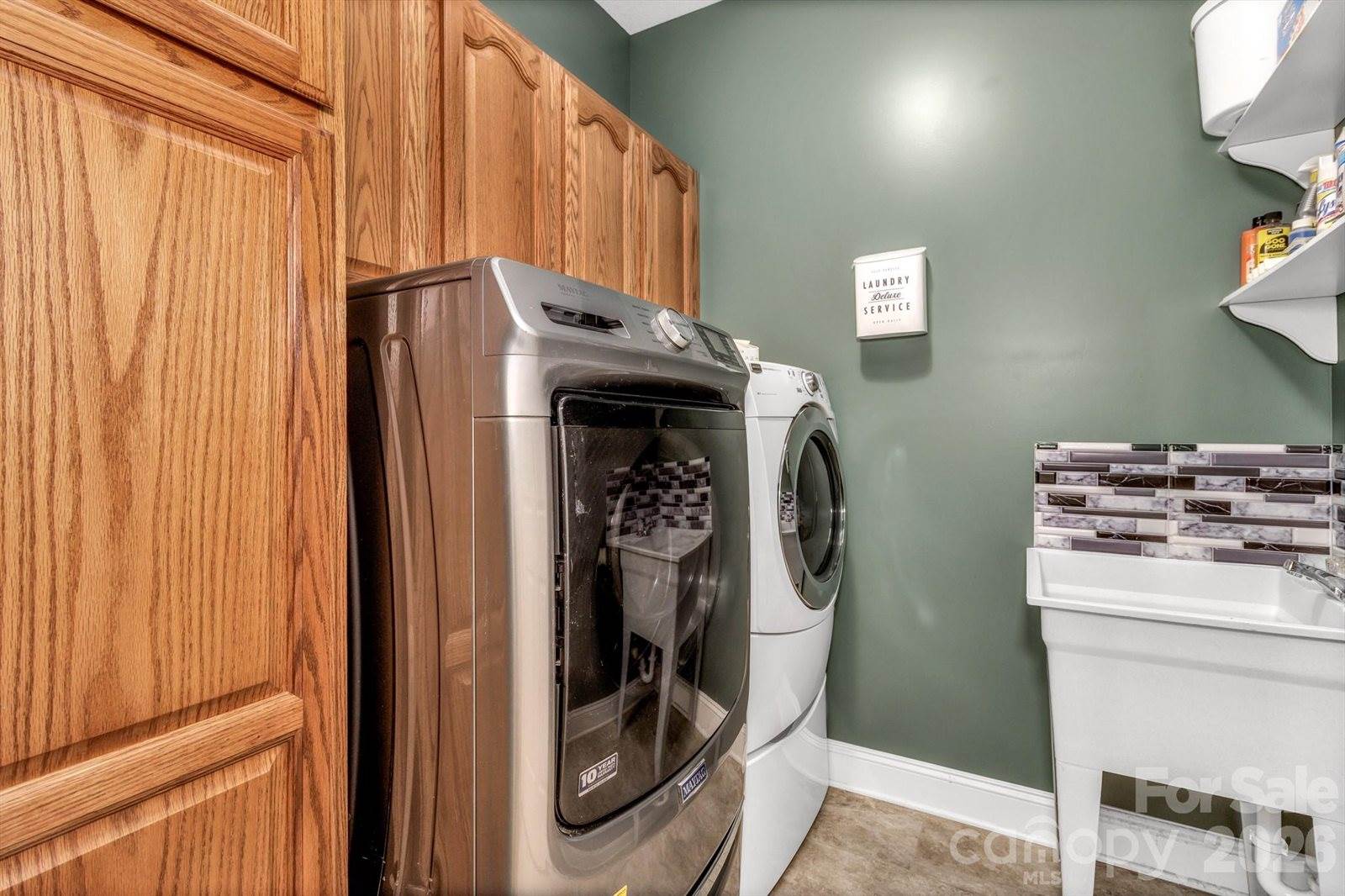 45 Baton Lane, Asheville, NC 28803