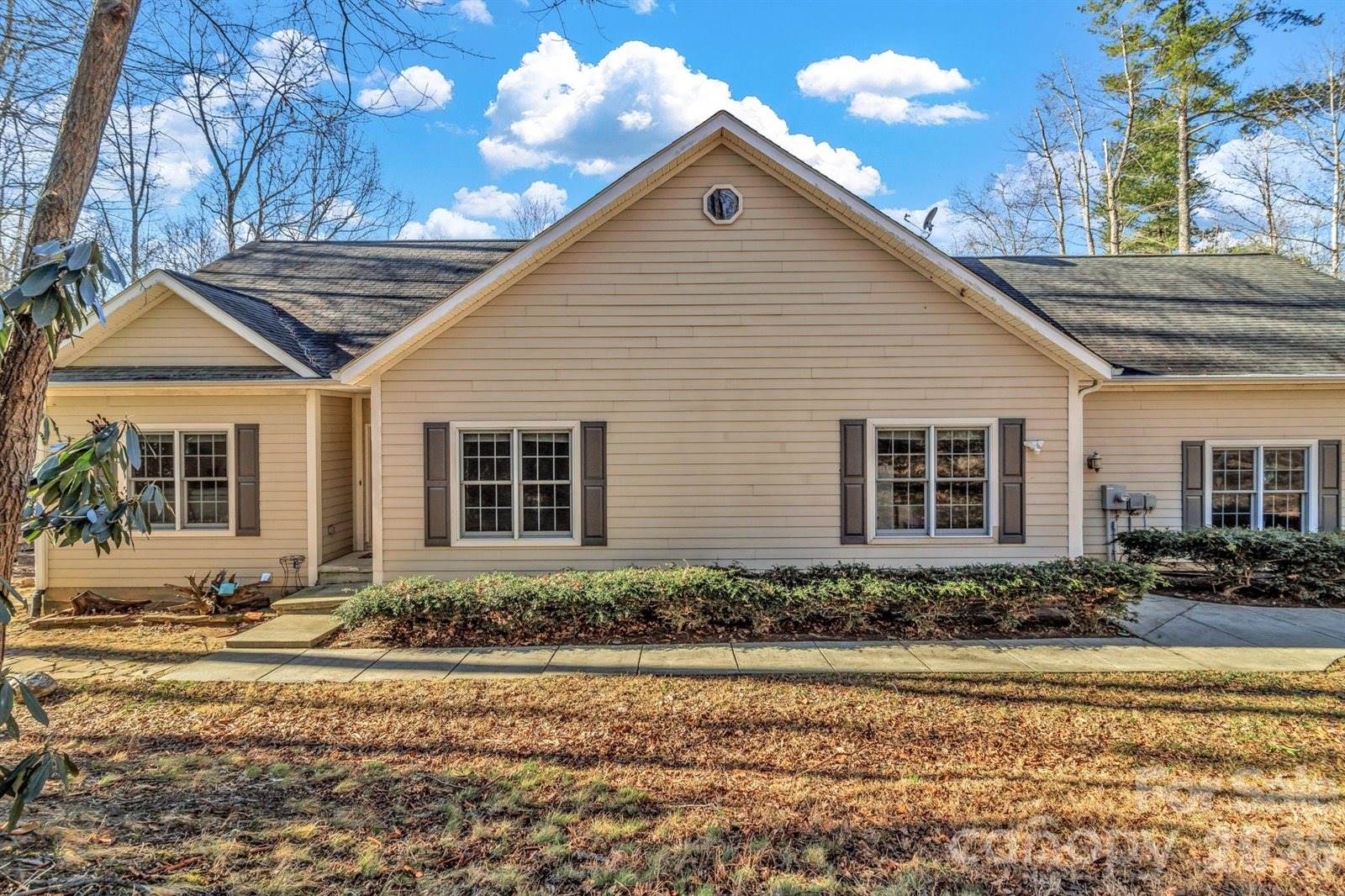 45 Baton Lane, Asheville, NC 28803