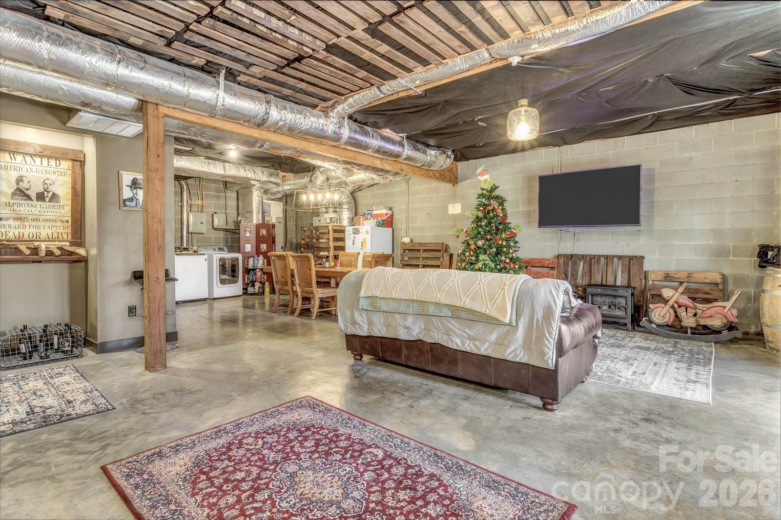 45 Baton Lane, Asheville, NC 28803