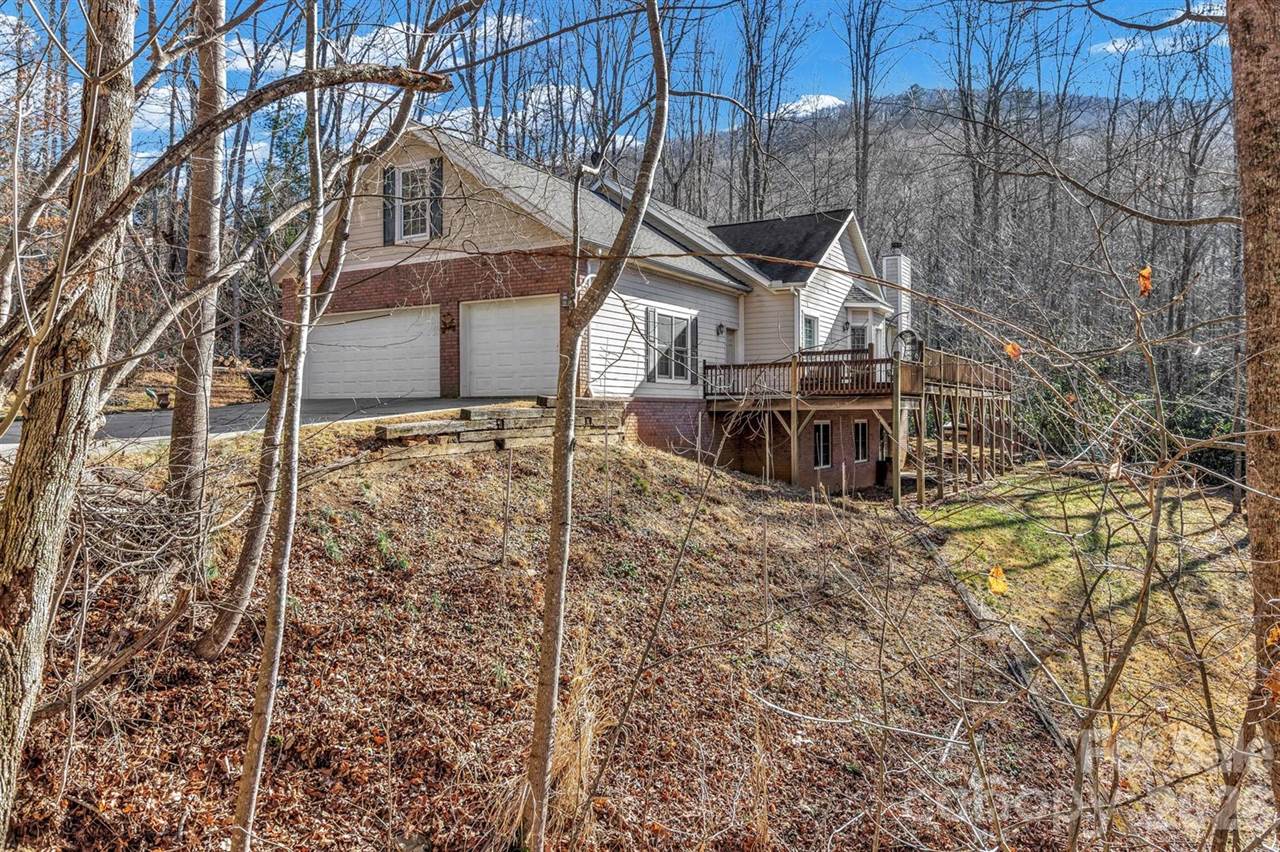 45 Baton Lane, Asheville, NC 28803