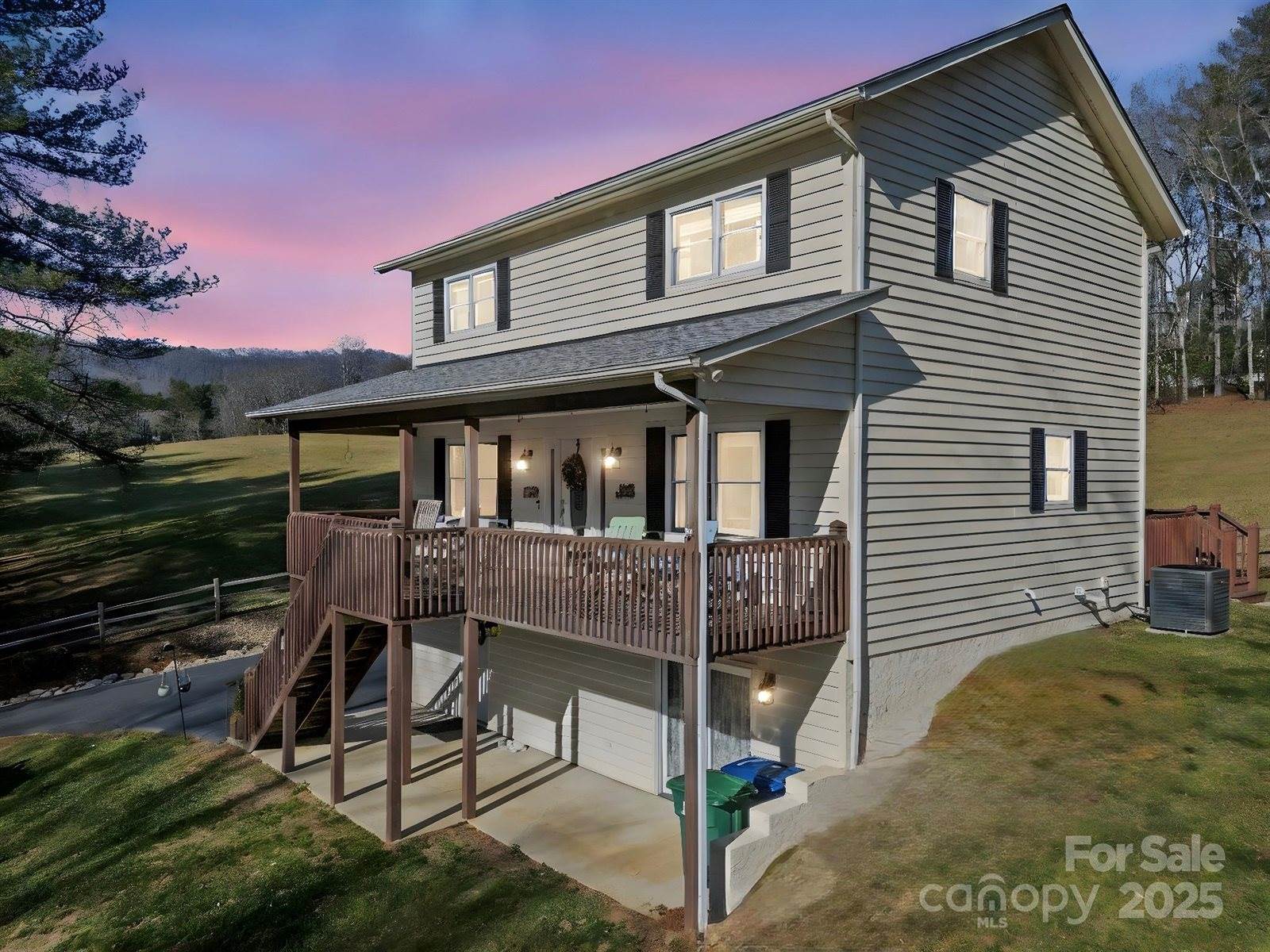 17 Meadow Brook Drive, Fletcher, NC 28732