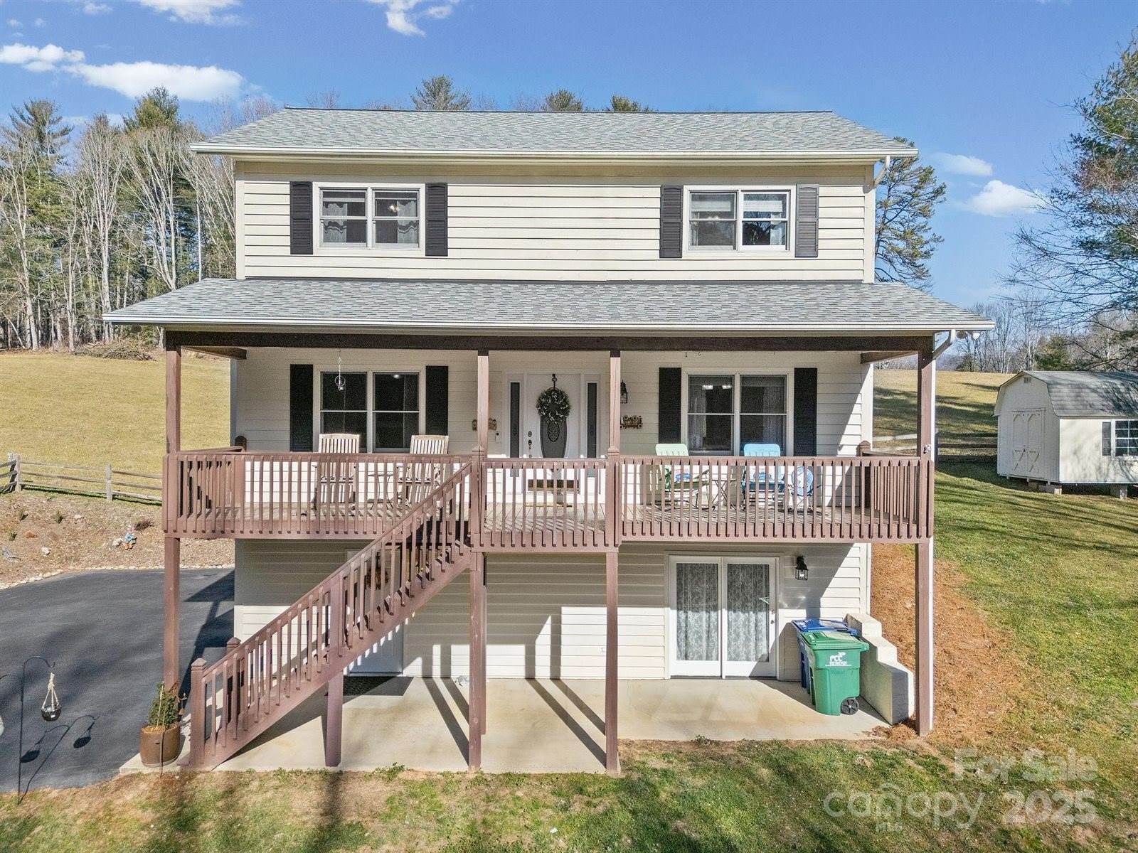 17 Meadow Brook Drive, Fletcher, NC 28732