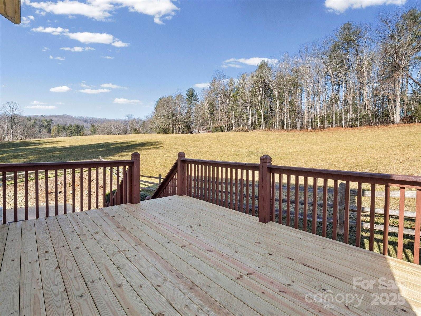 17 Meadow Brook Drive, Fletcher, NC 28732