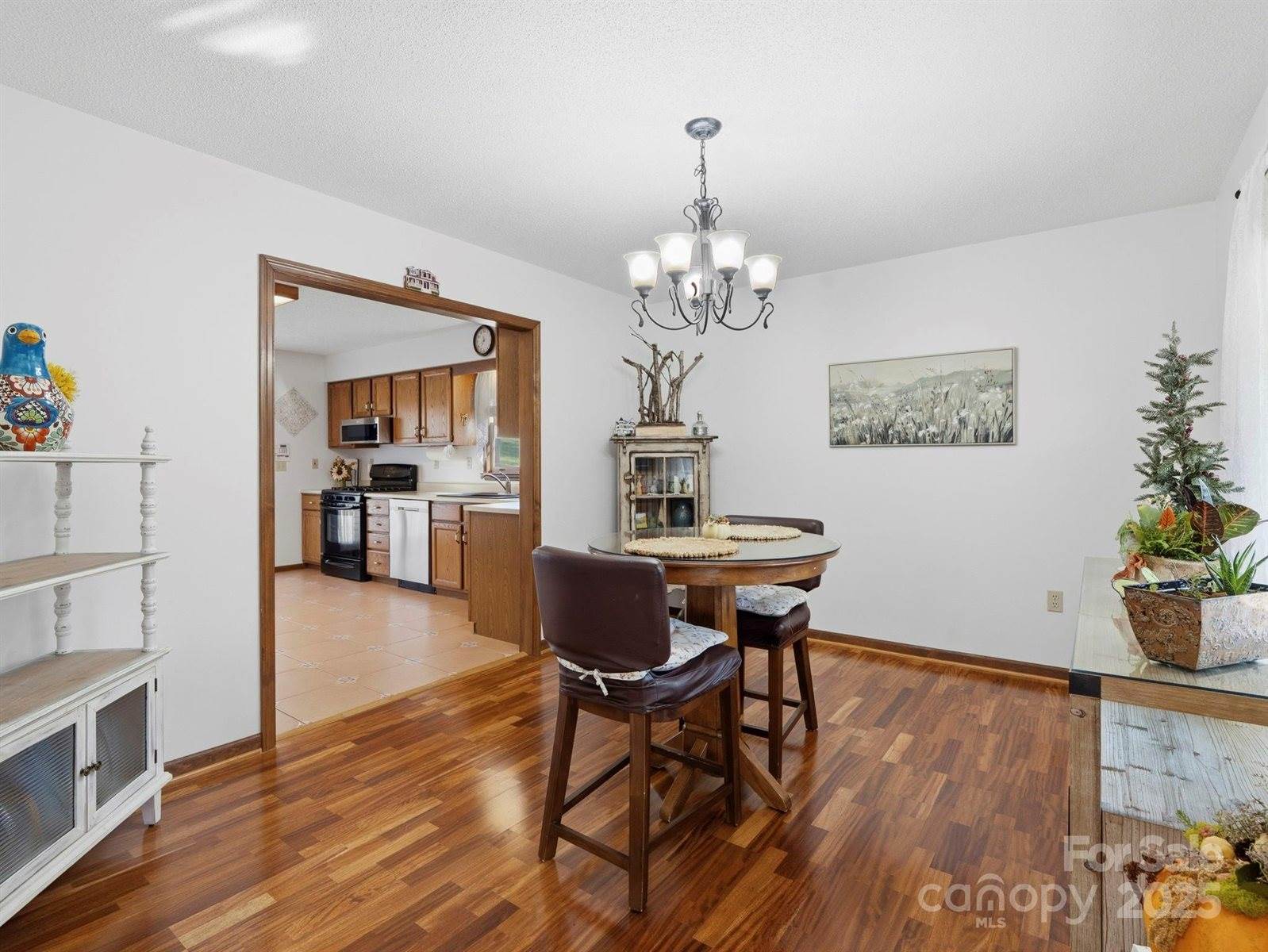 17 Meadow Brook Drive, Fletcher, NC 28732
