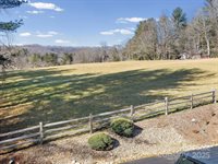 17 Meadow Brook Drive, Fletcher, NC 28732