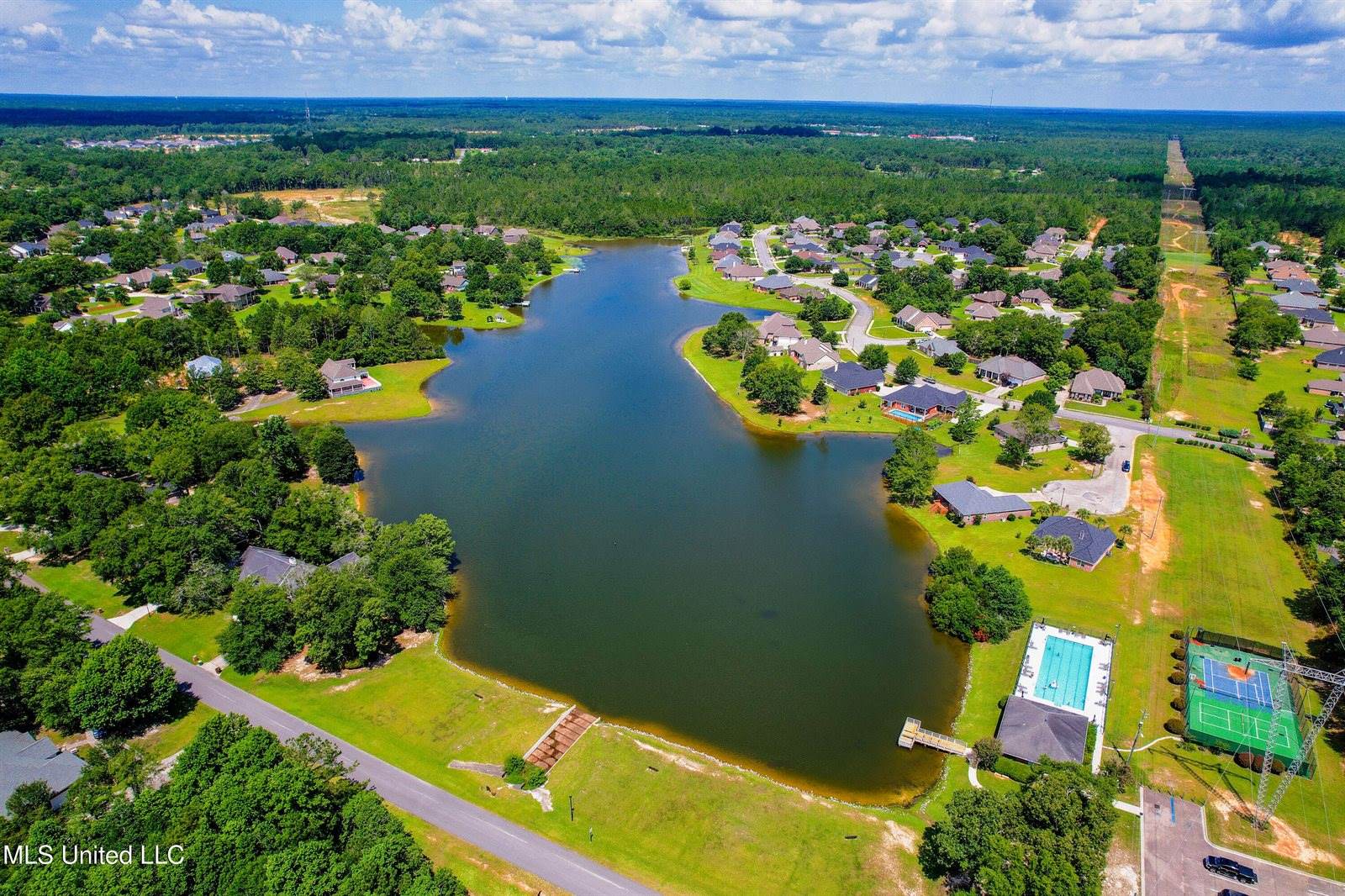 15544 Old Magnolia Court, Gulfport, MS 39503