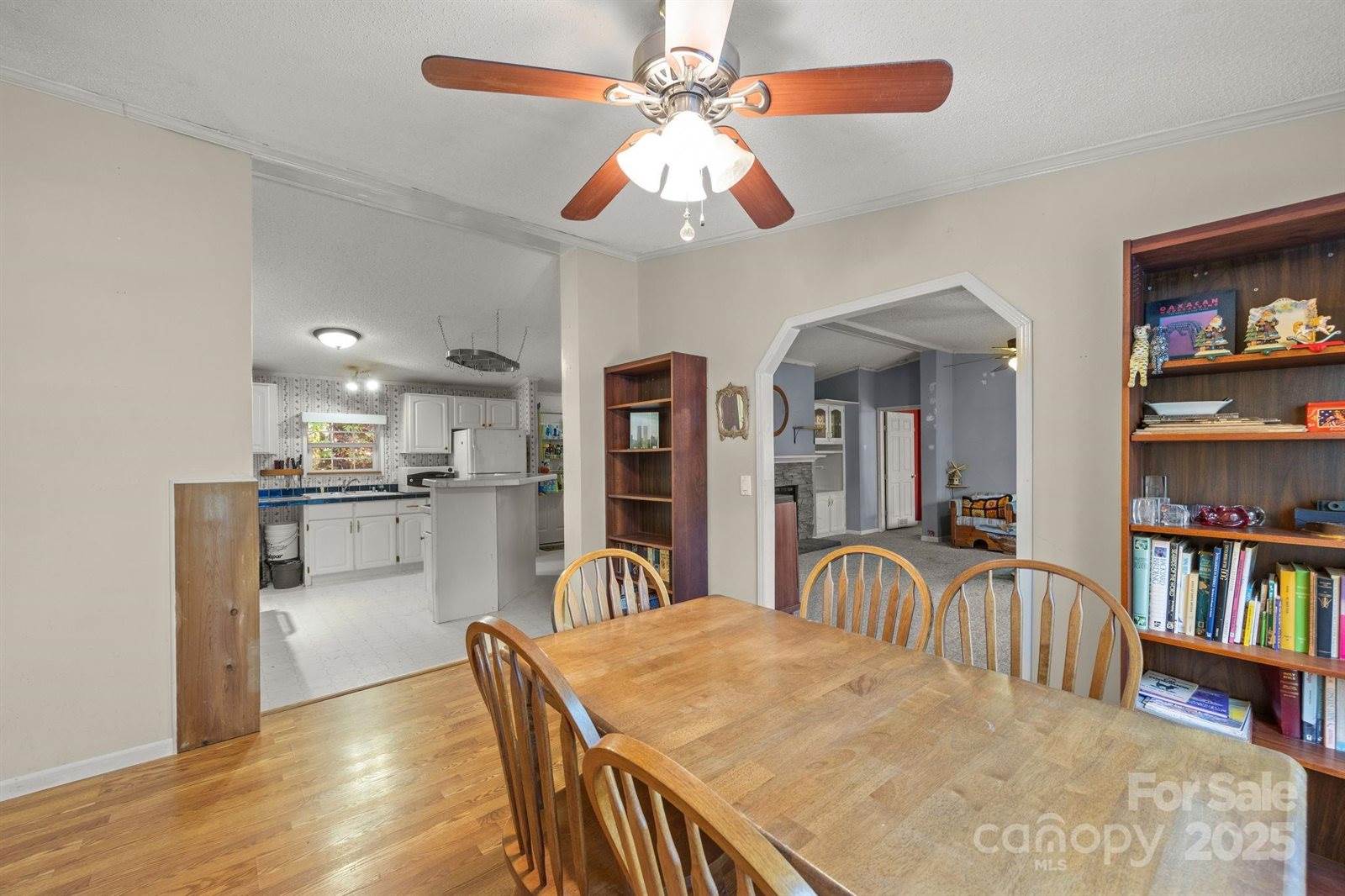 74 Davis Chapel Road, Candler, NC 28715