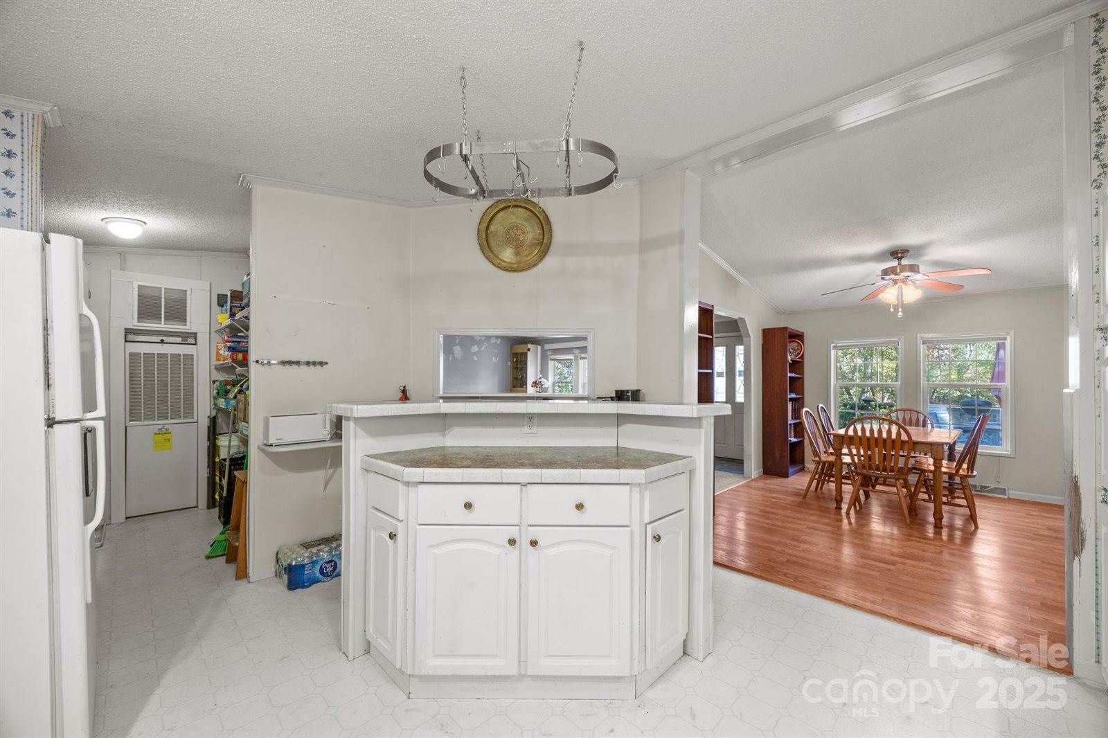 74 Davis Chapel Road, Candler, NC 28715