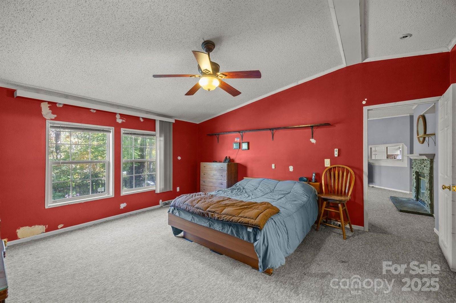 74 Davis Chapel Road, Candler, NC 28715
