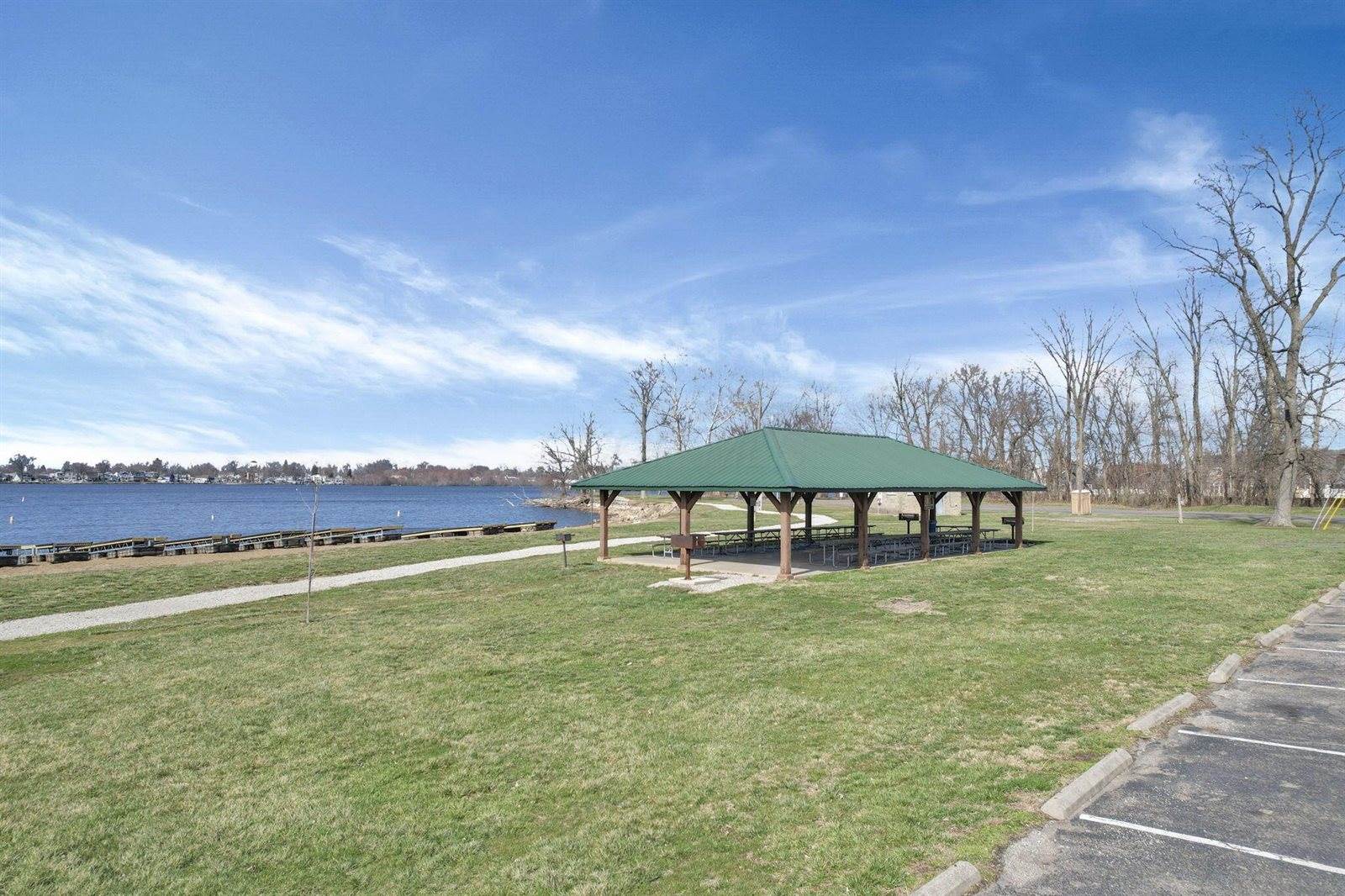 13118 Pine Road NE, Thornville, OH 43076
