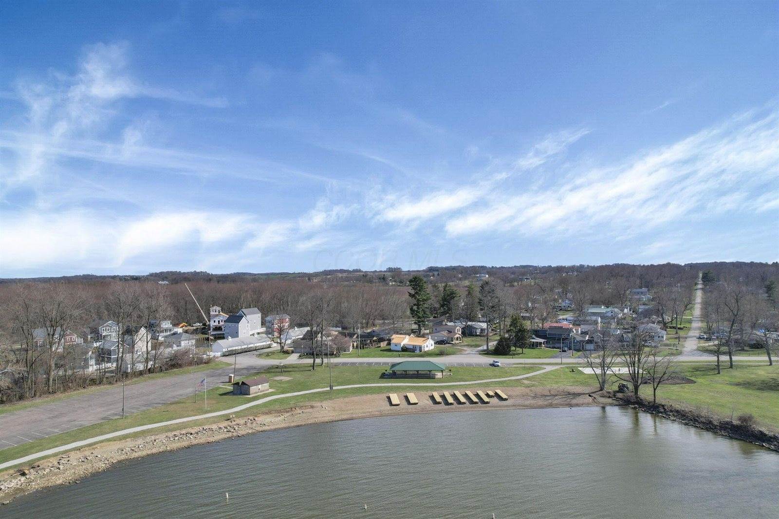 13118 Pine Road NE, Thornville, OH 43076