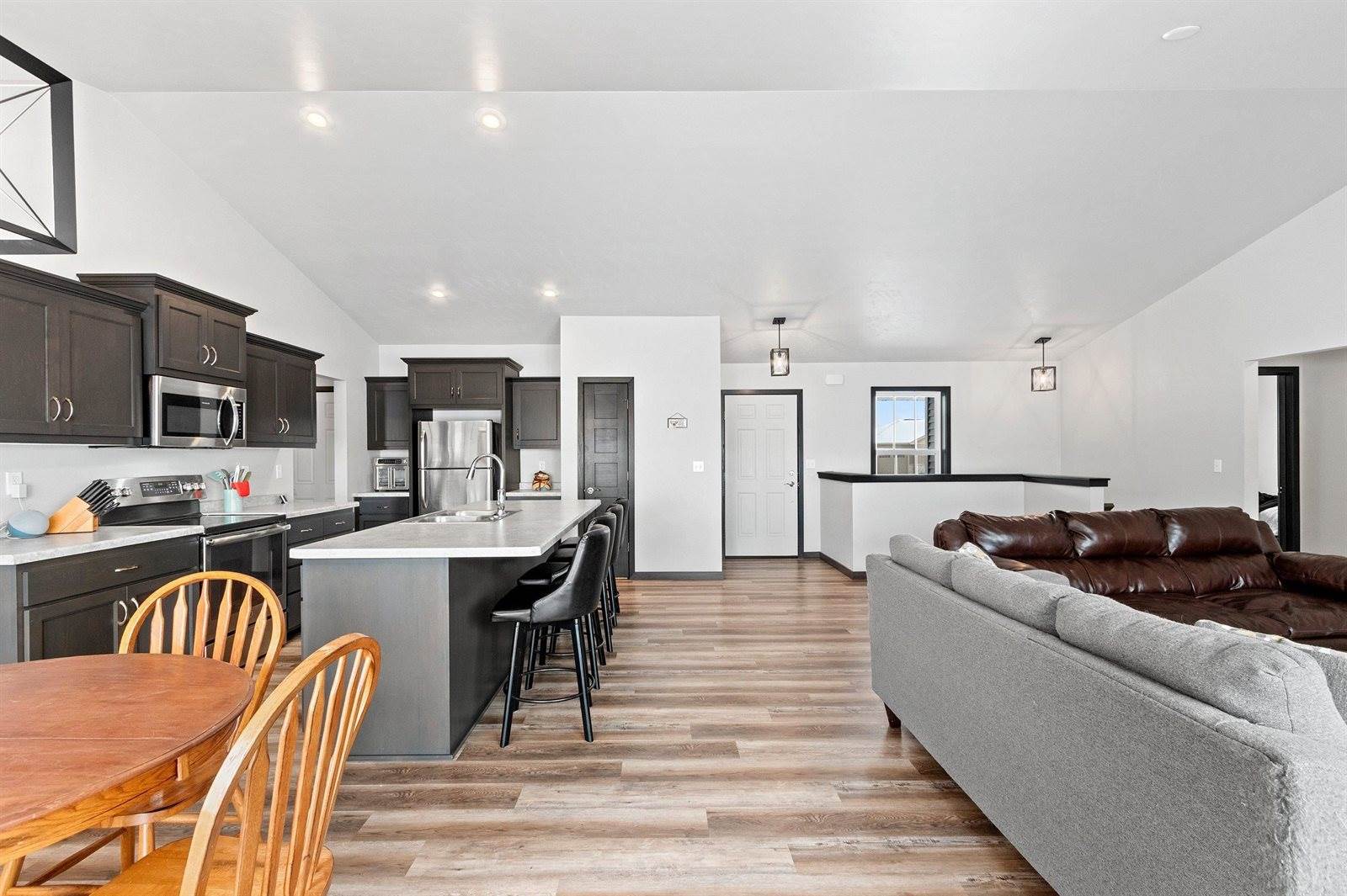 4669 Richard Lane, Green Bay, WI 54313