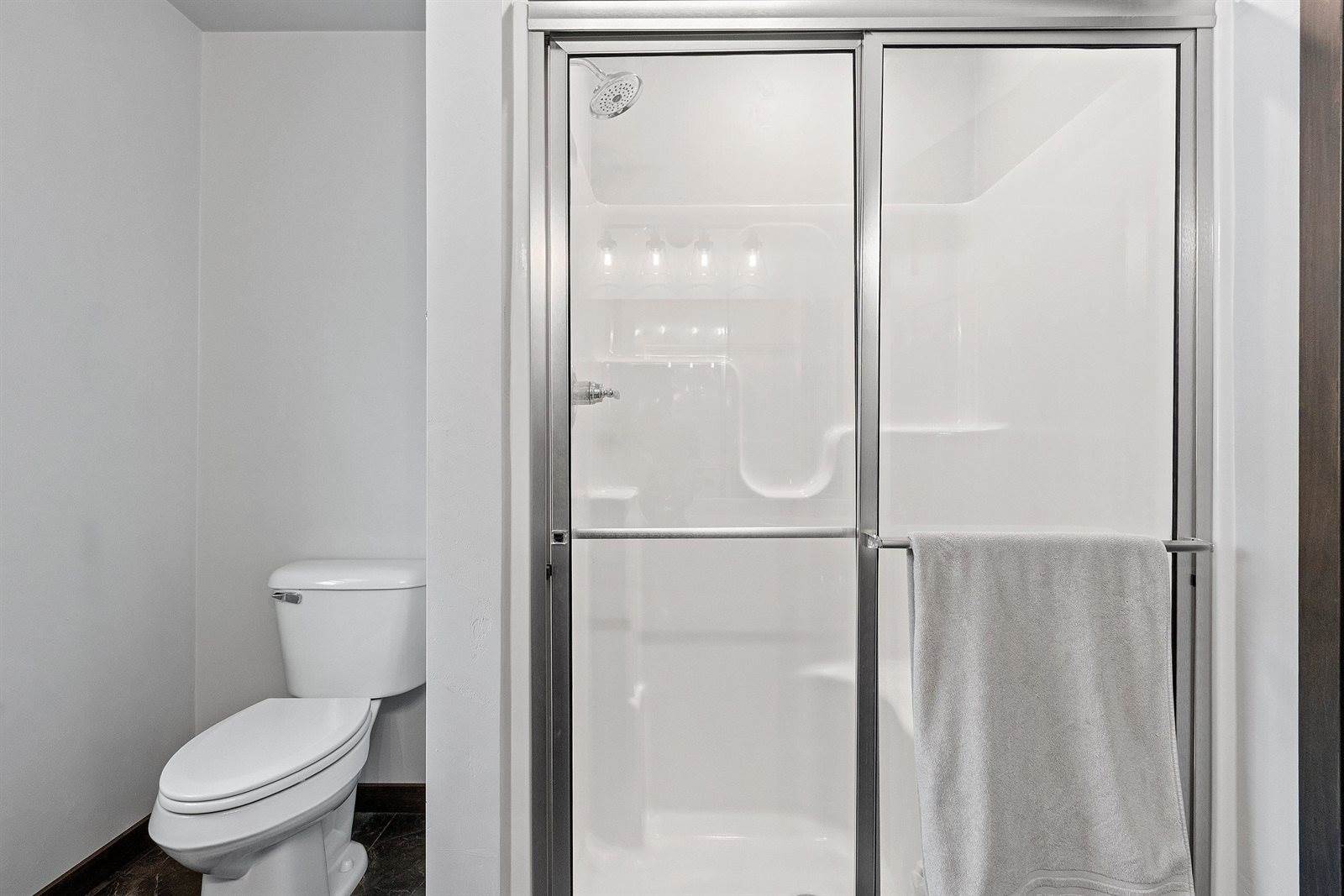 4669 Richard Lane, Green Bay, WI 54313