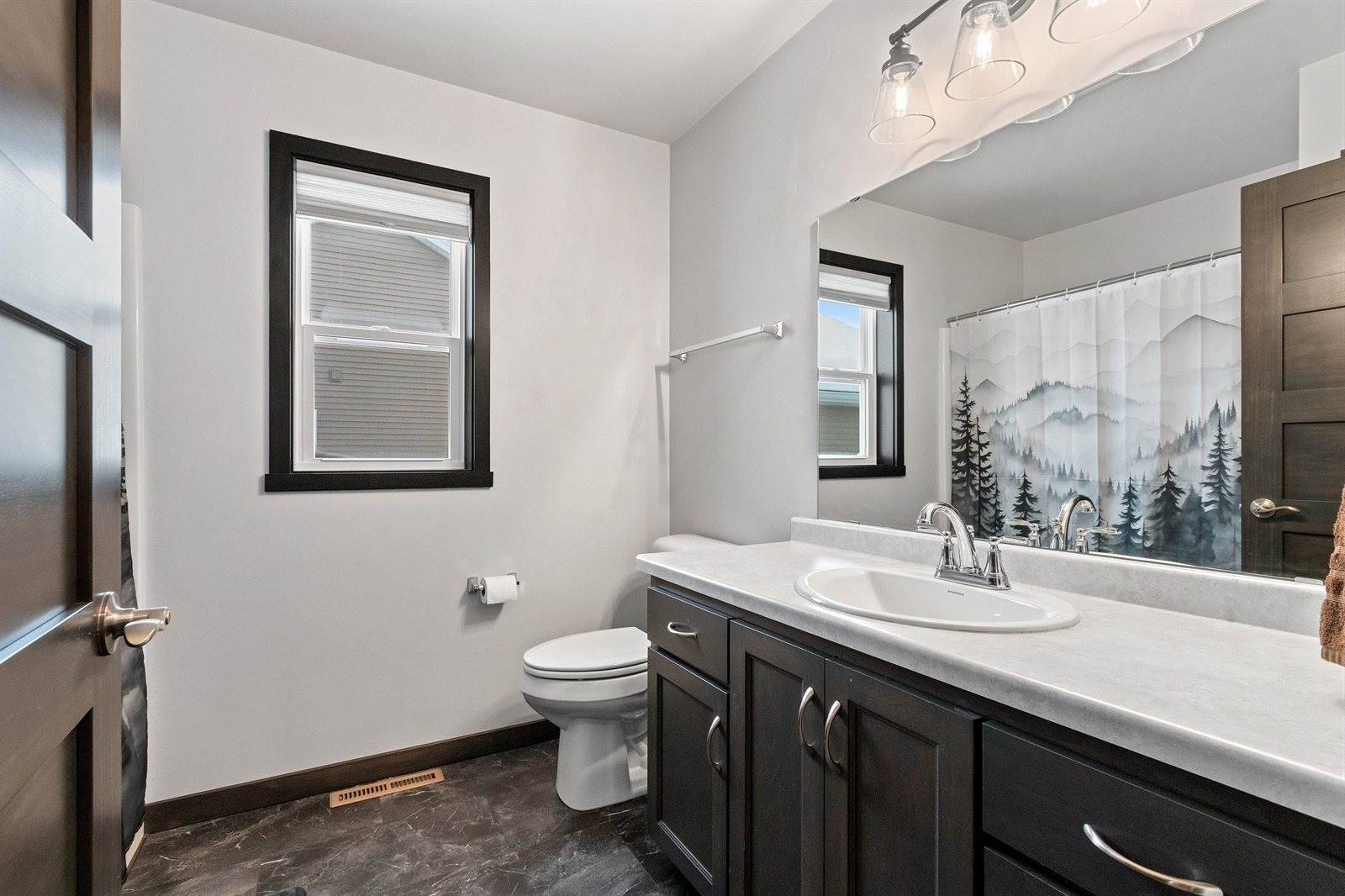 4669 Richard Lane, Green Bay, WI 54313