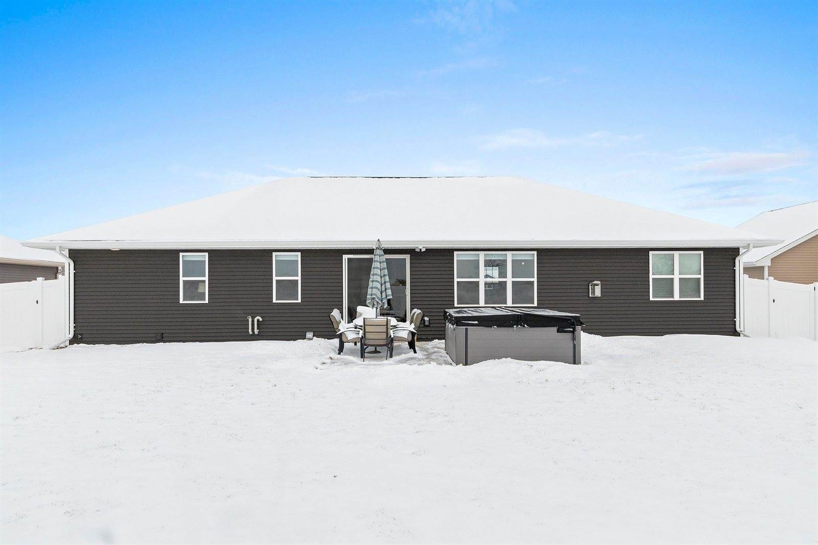 4669 Richard Lane, Green Bay, WI 54313
