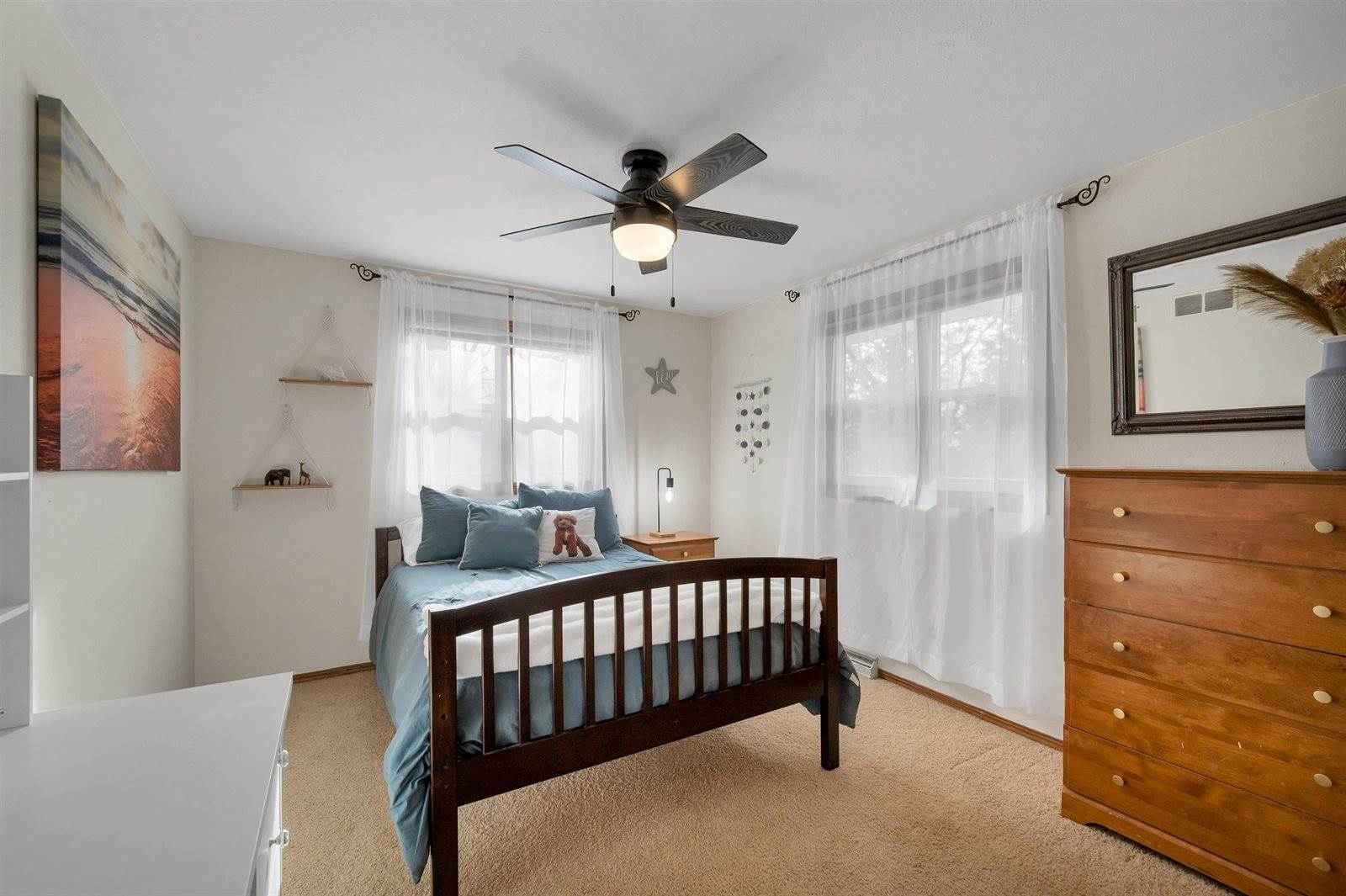 2925 Devroy Lane, Green Bay, WI 54313