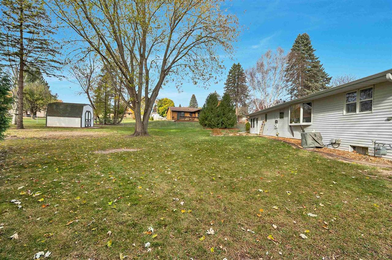 2925 Devroy Lane, Green Bay, WI 54313