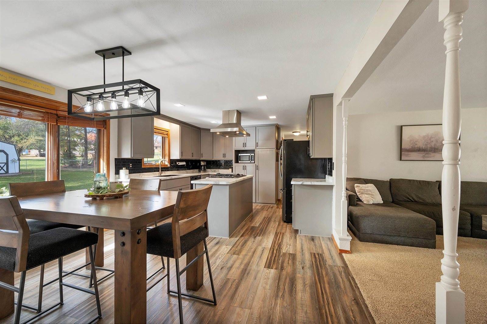 2925 Devroy Lane, Green Bay, WI 54313