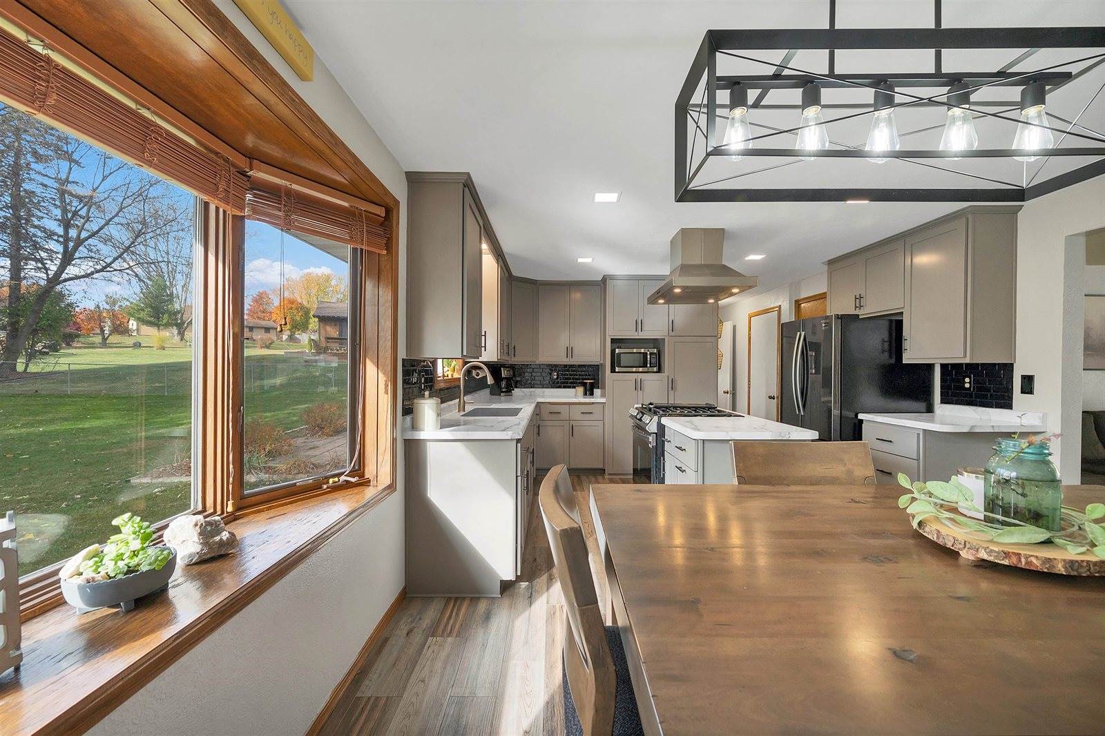 2925 Devroy Lane, Green Bay, WI 54313