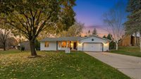 2925 Devroy Lane, Green Bay, WI 54313