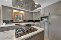 2925 Devroy Lane, Green Bay, WI 54313