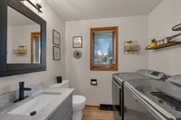 2925 Devroy Lane, Green Bay, WI 54313