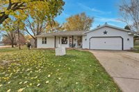 2925 Devroy Lane, Green Bay, WI 54313