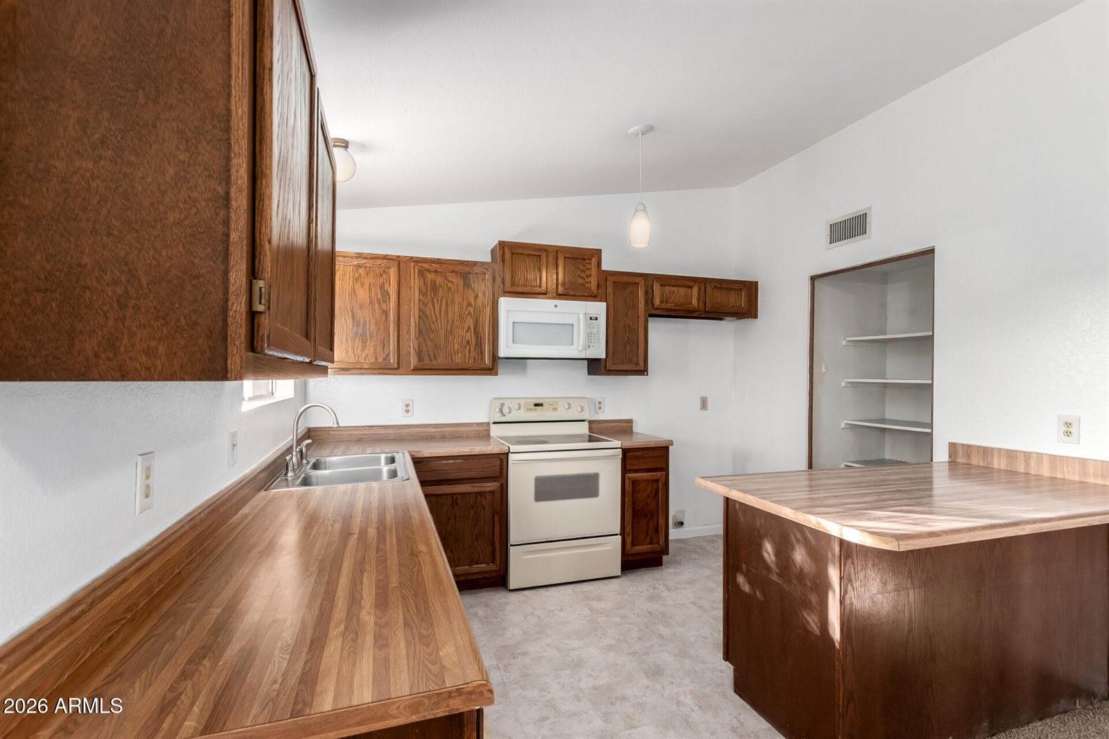 301 East Desert Lane, Gilbert, AZ 85234