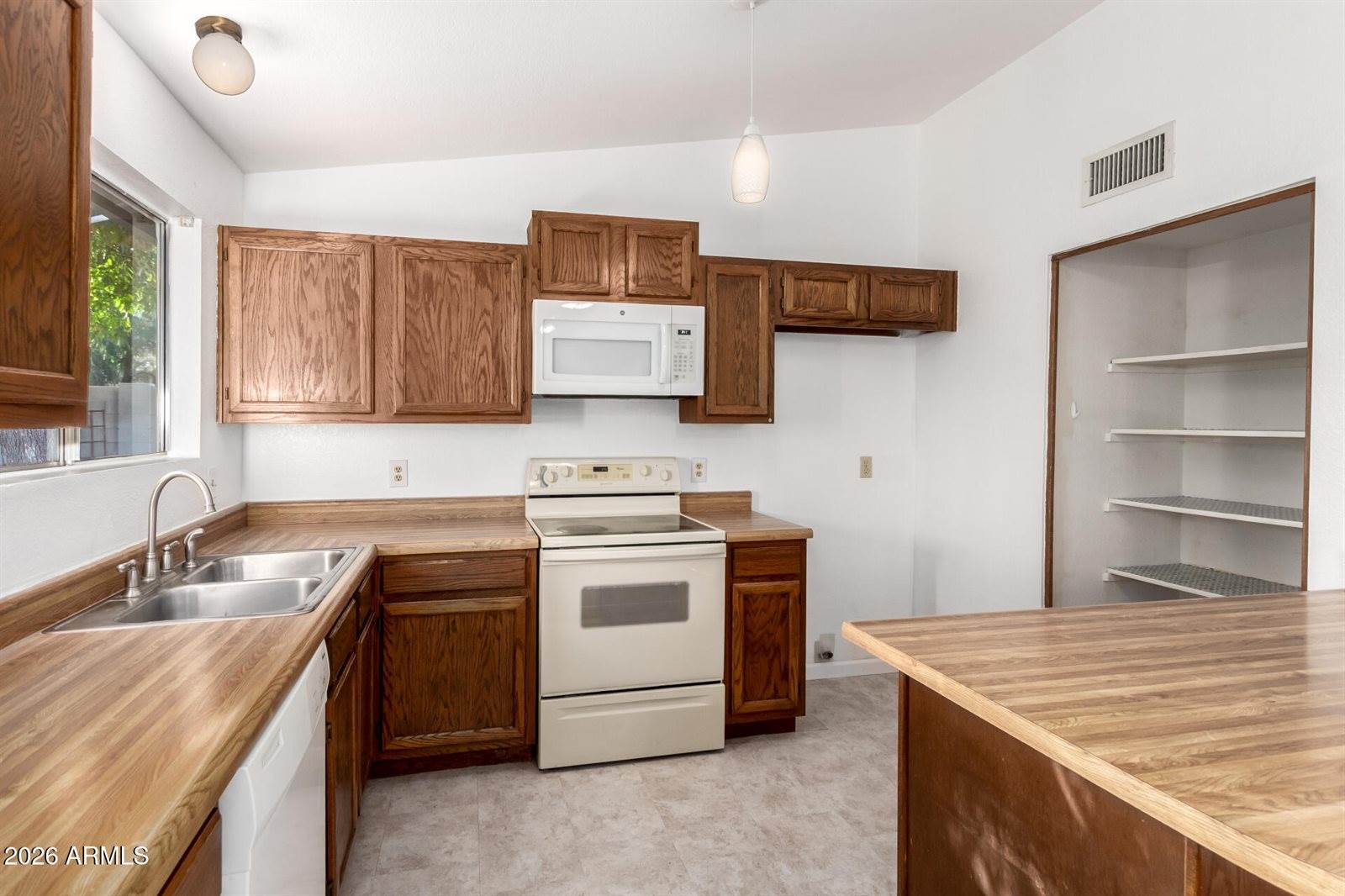 301 East Desert Lane, Gilbert, AZ 85234