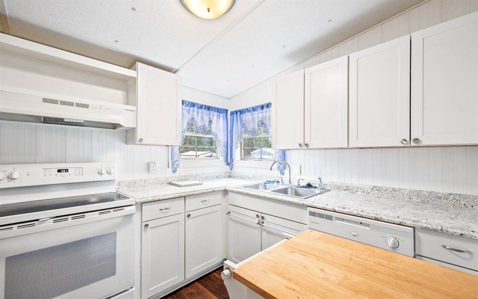 16145 SW 103rd Terrace, White Springs, FL 32096