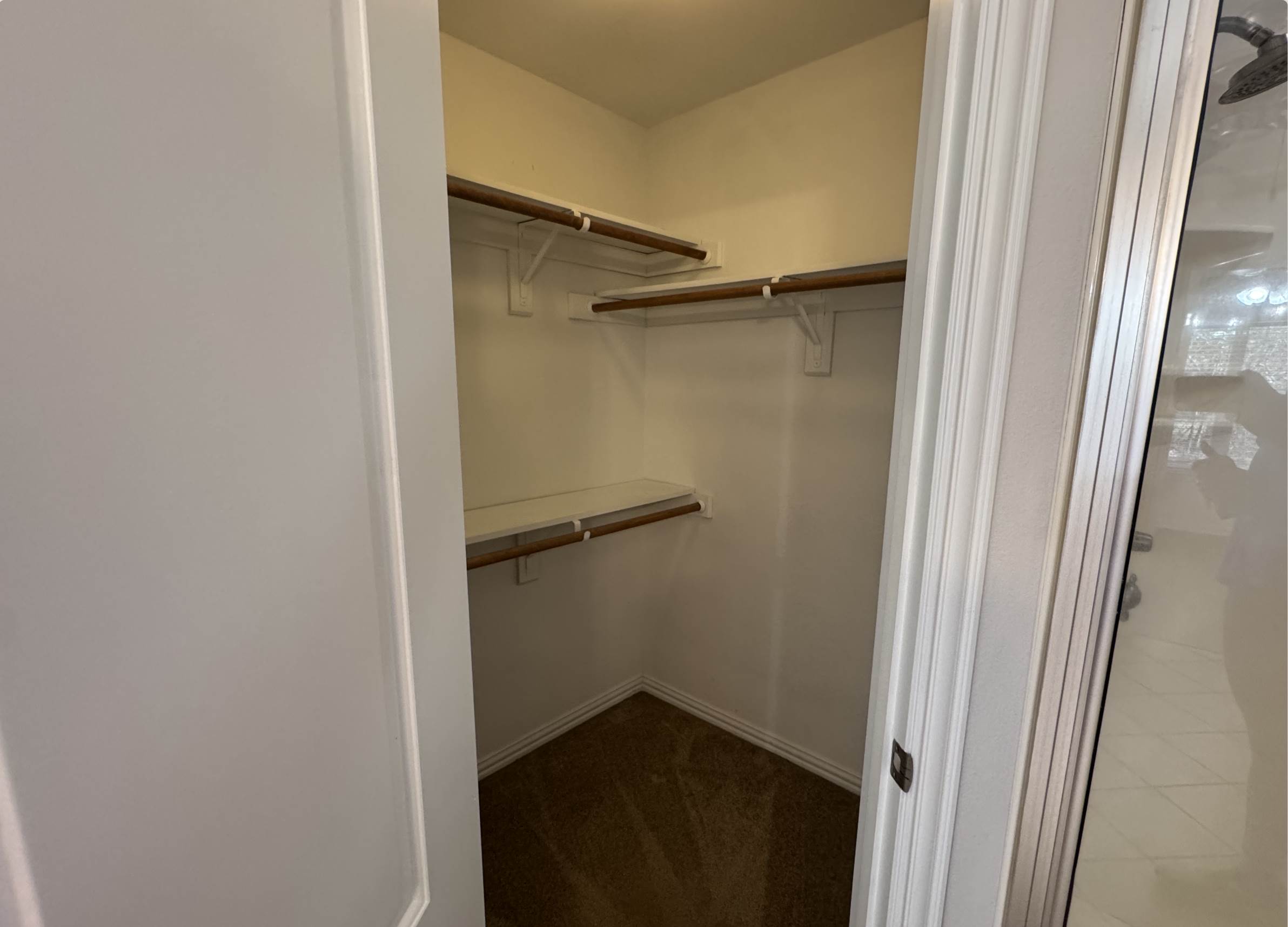 303 Kenneth St, Chandler, TX 75758