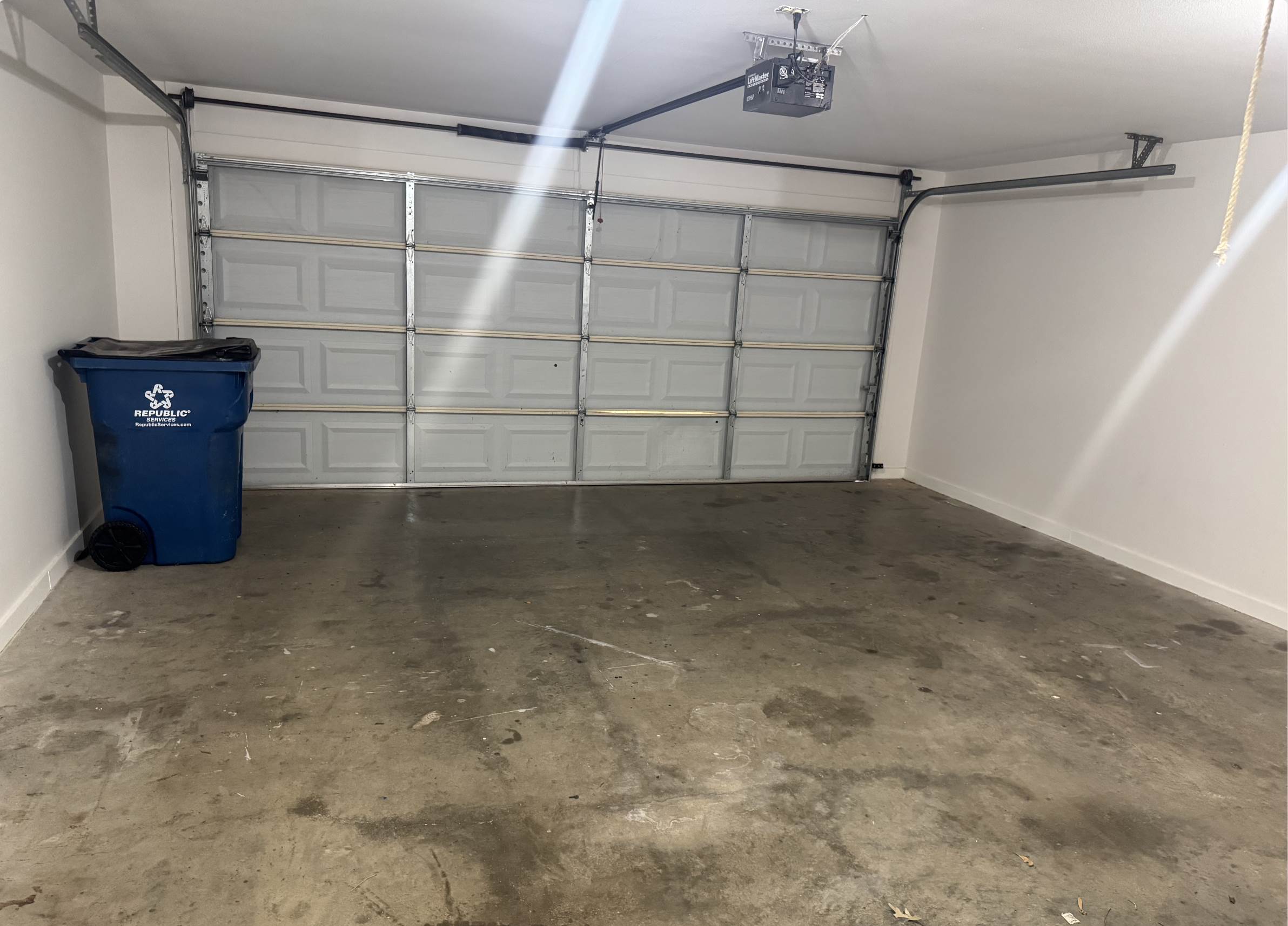 303 Kenneth St, Chandler, TX 75758