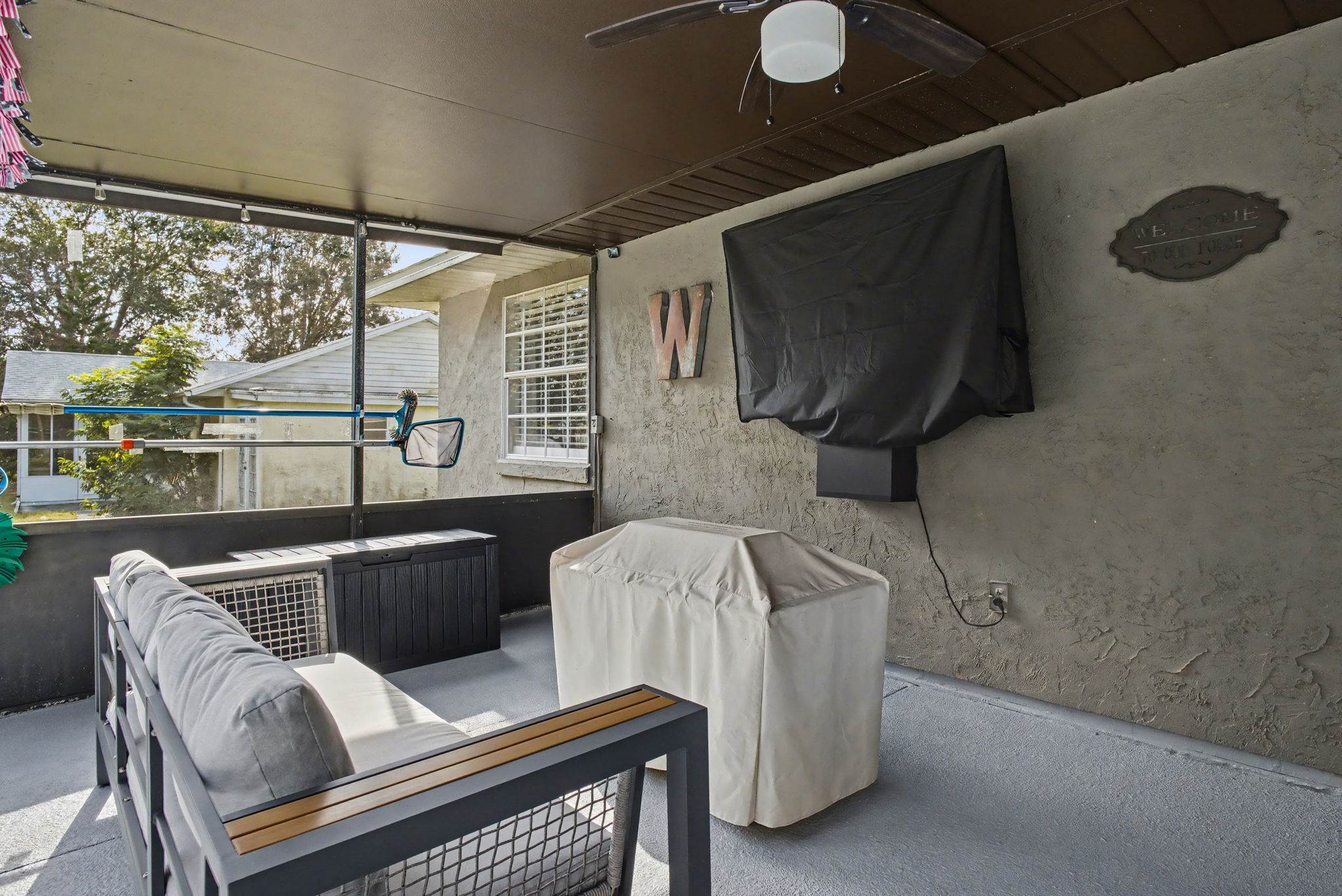 36464 Doral Drive, Grand Island, FL 32735