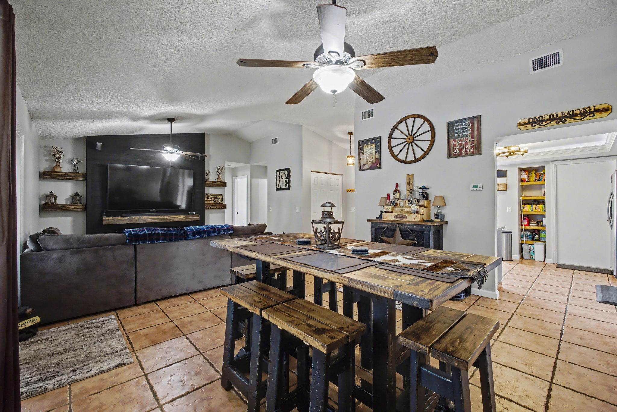 36464 Doral Drive, Grand Island, FL 32735