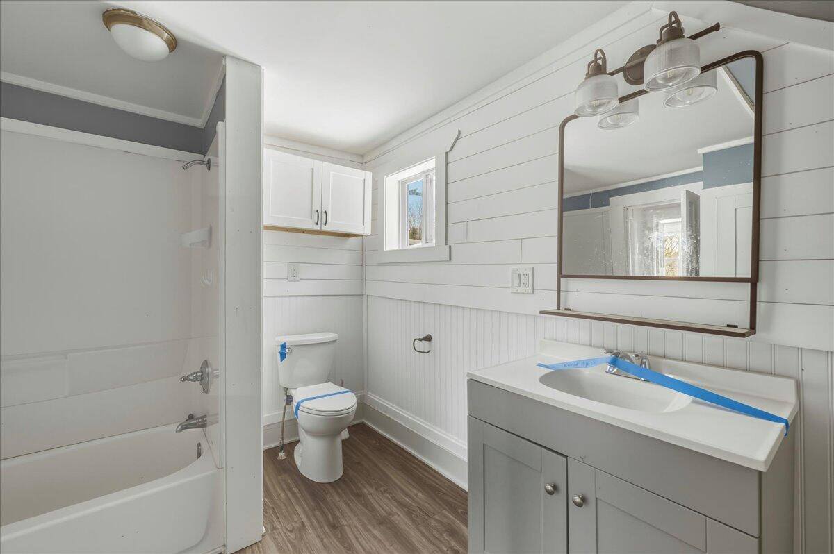 1739 River Road, Bucksport, ME 04416