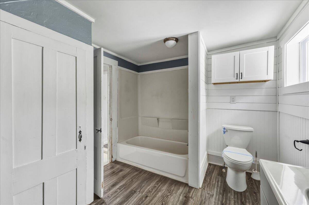 1739 River Road, Bucksport, ME 04416