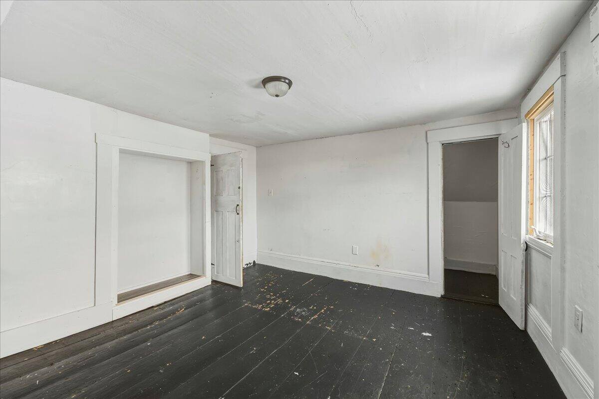 1739 River Road, Bucksport, ME 04416