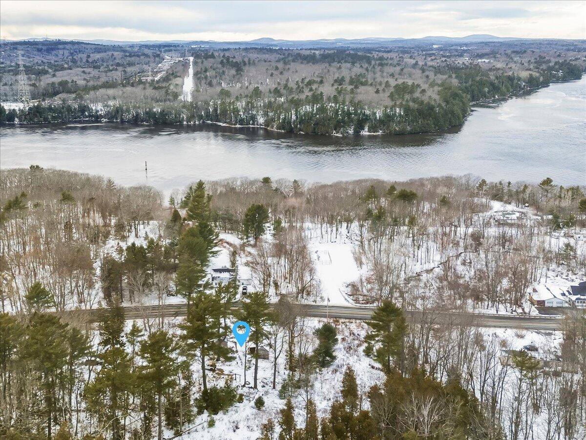 1739 River Road, Bucksport, ME 04416