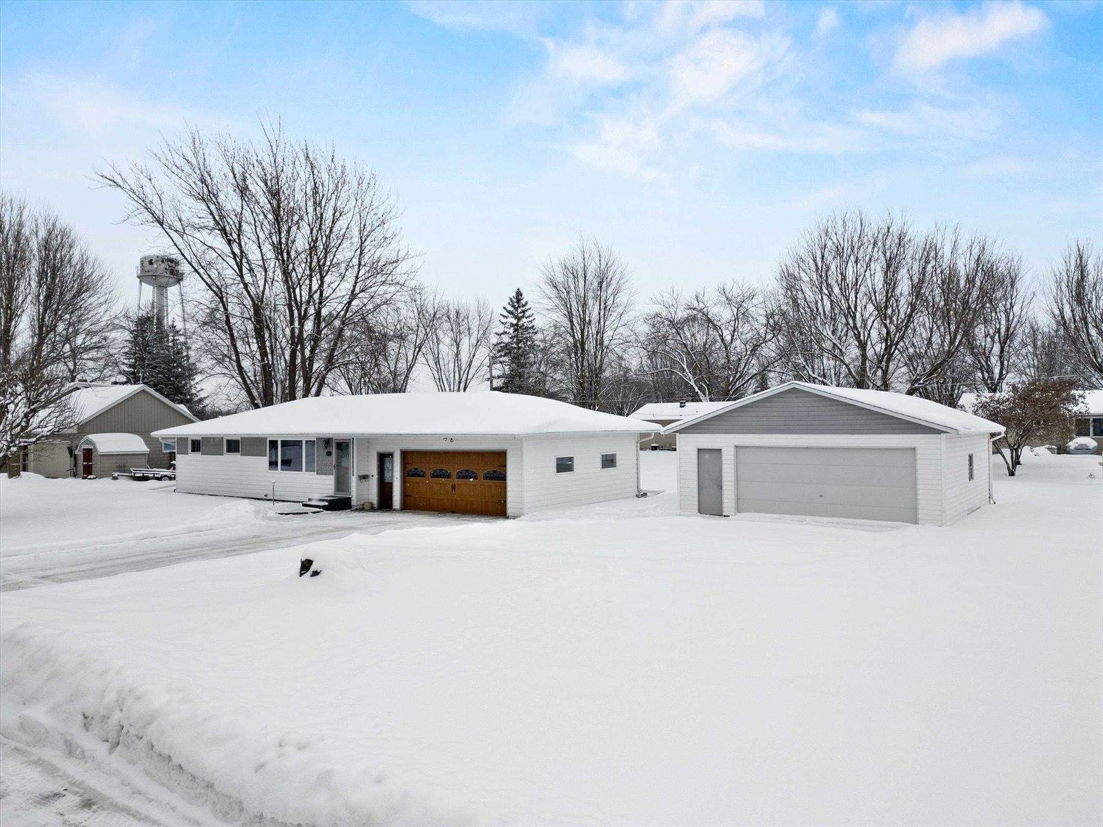 205 W Roberts Street, Spencer, WI 54479