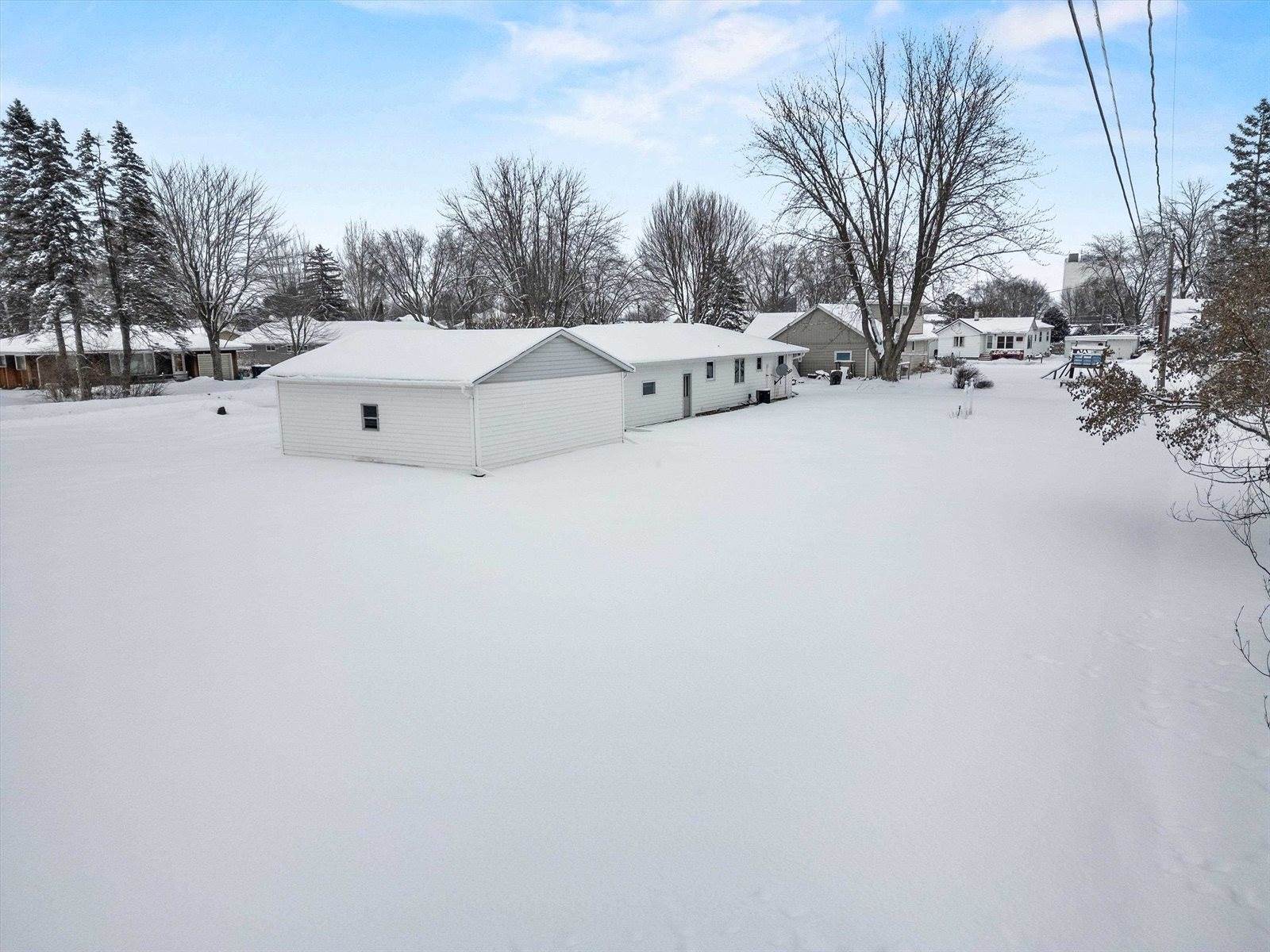 205 W Roberts Street, Spencer, WI 54479