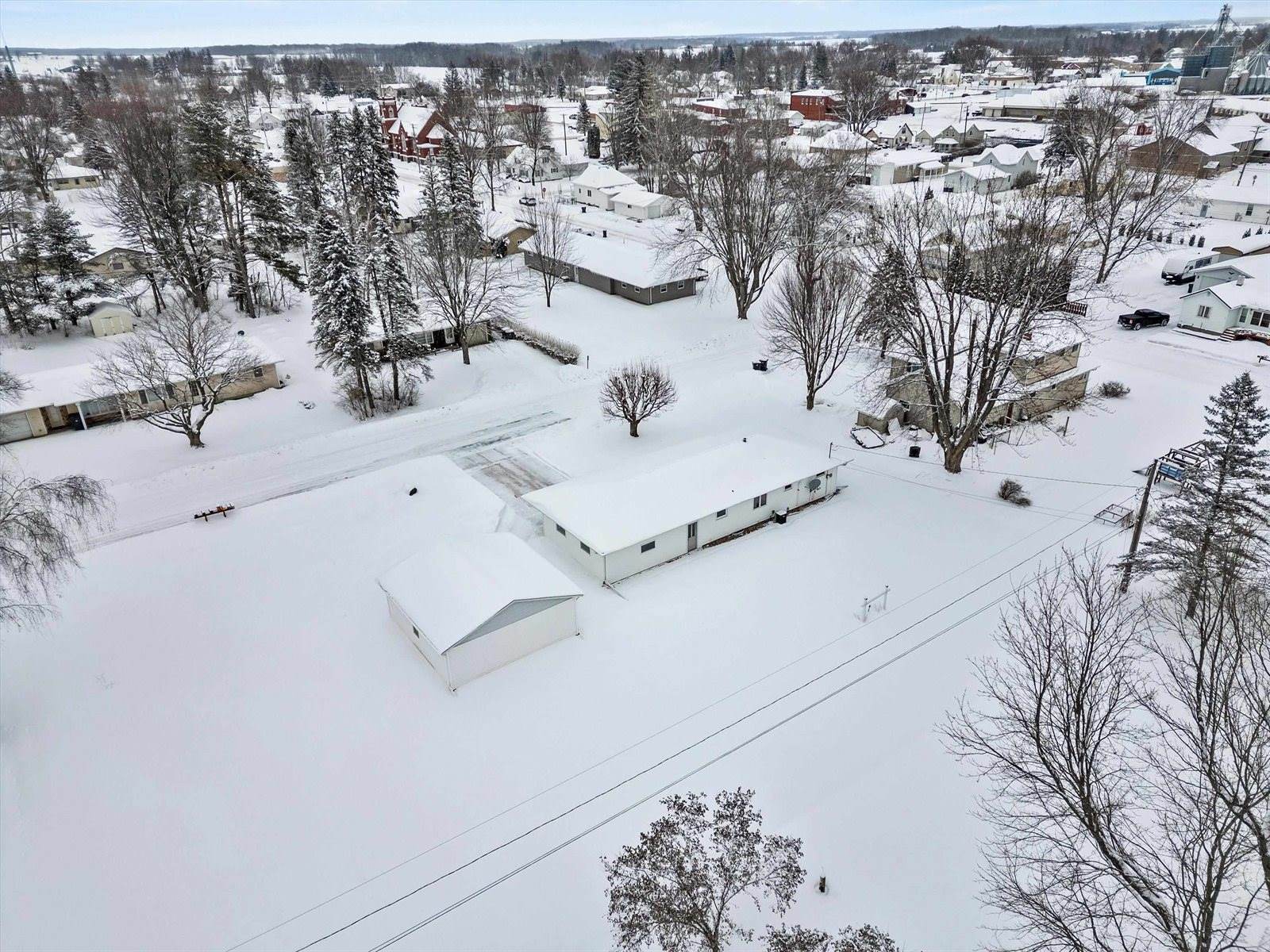 205 W Roberts Street, Spencer, WI 54479