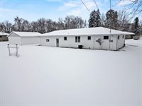 205 W Roberts Street, Spencer, WI 54479