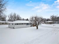 205 W Roberts Street, Spencer, WI 54479