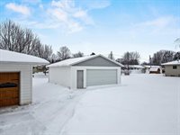 205 W Roberts Street, Spencer, WI 54479
