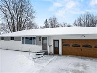 205 W Roberts Street, Spencer, WI 54479