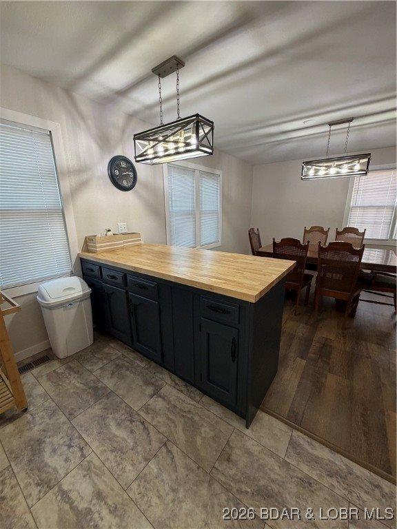 23142 Salley Drive, Warsaw, MO 65355