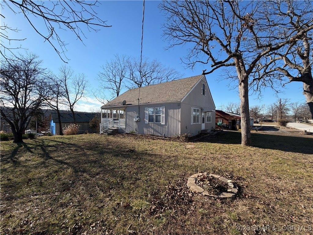 23142 Salley Drive, Warsaw, MO 65355