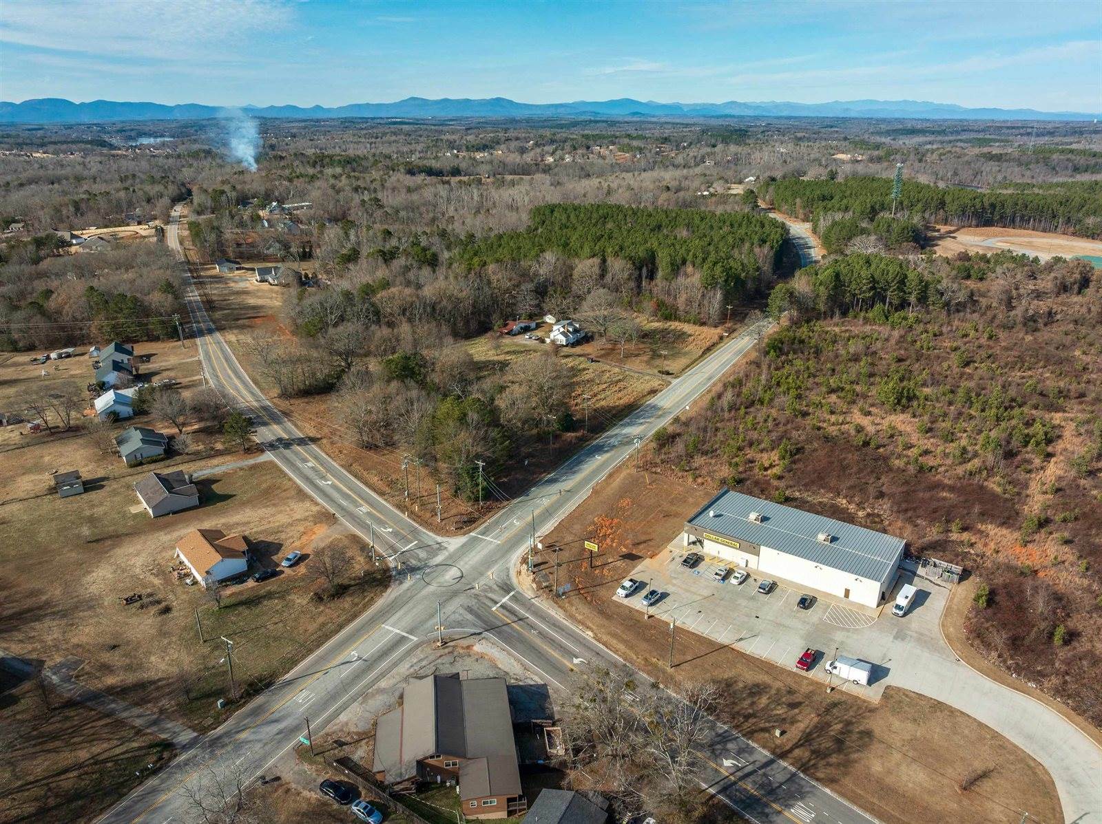 1741 Rainbow Lake Road, Chesnee, SC 29323