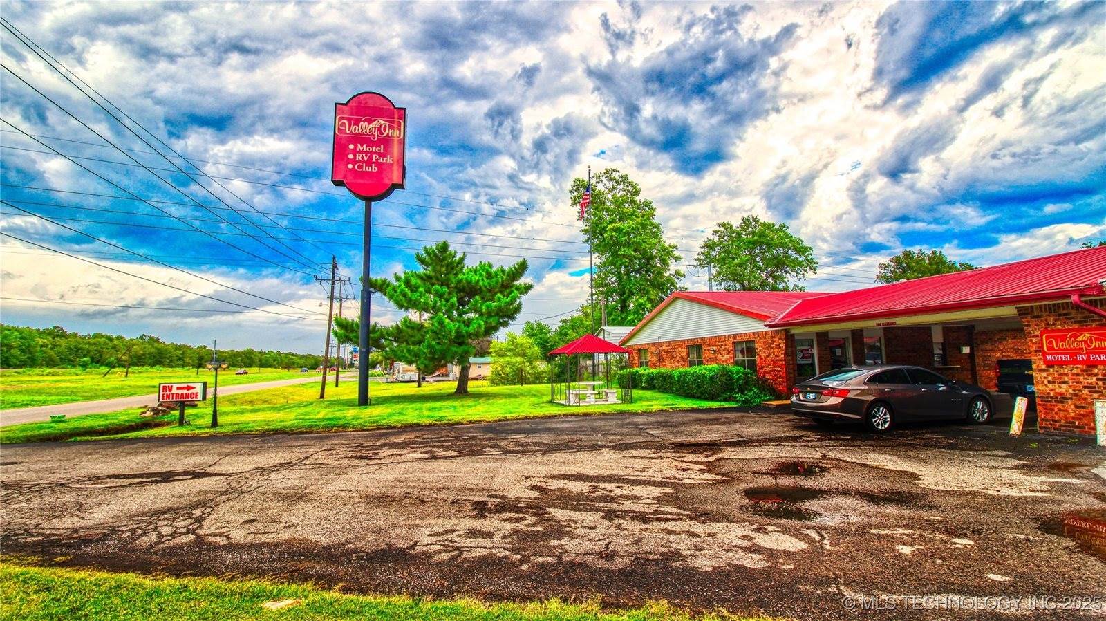 2400 South Valley Drive, McAlester, OK 74501