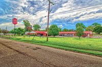 2400 South Valley Drive, McAlester, OK 74501